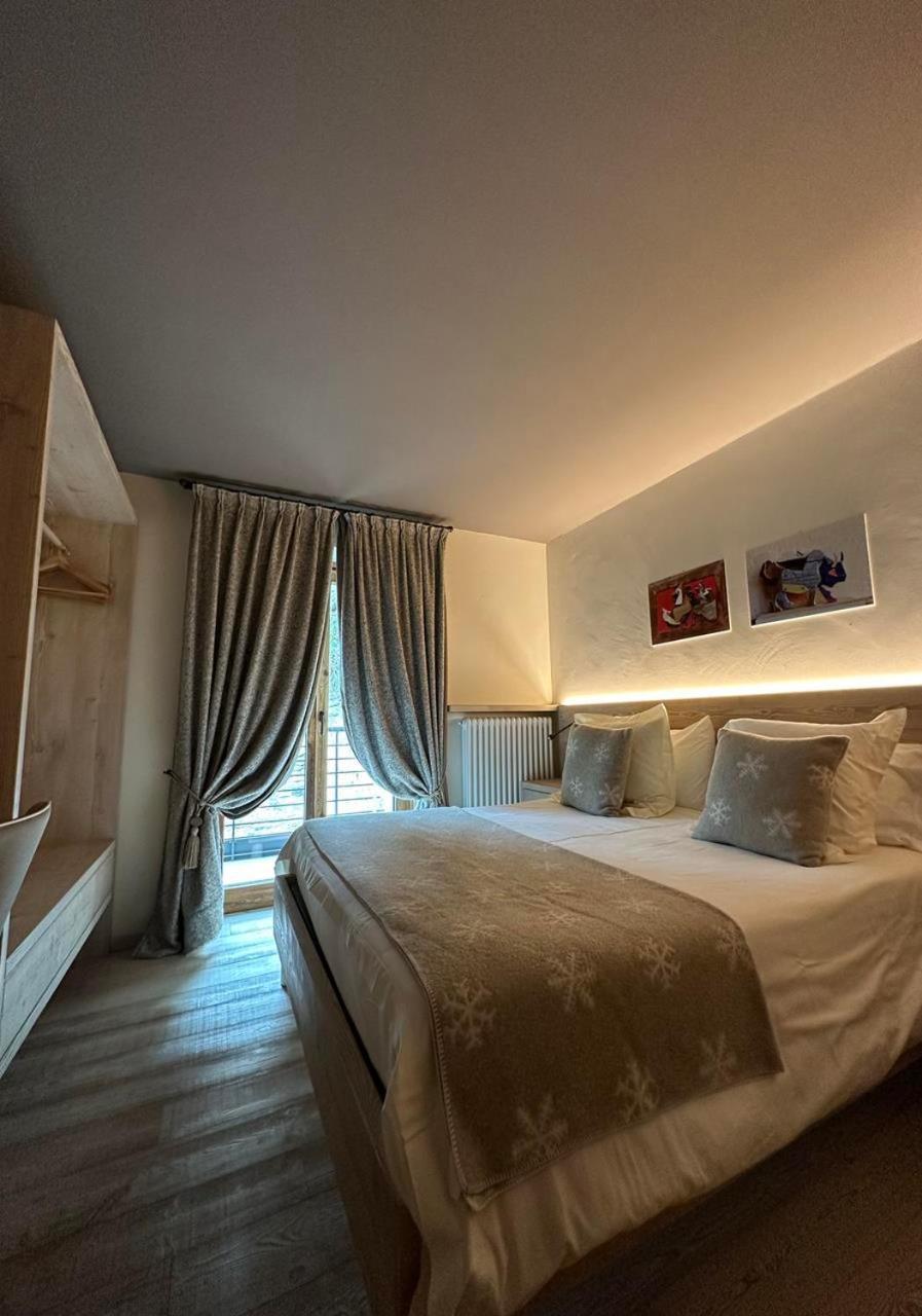 La Madonnina Del Gran Paradiso Wellness Hotel Когне Екстериор снимка