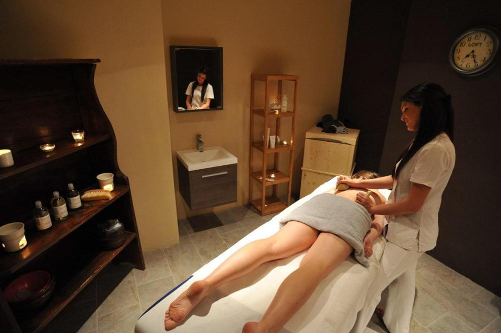 La Madonnina Del Gran Paradiso Wellness Hotel Когне Екстериор снимка